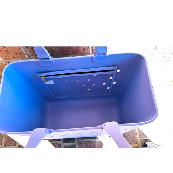 Simply Southern Women's Light Purple Waterproof Tote Handbag NWT - Picture 4 of 5